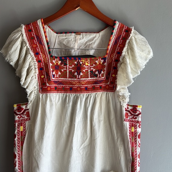 Free people mini glow embroidered dress size XS great  condition - Picture 3 of 8
